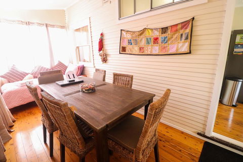 Driftwood At Blacksmiths - Accommodation Sunshine Coast 2