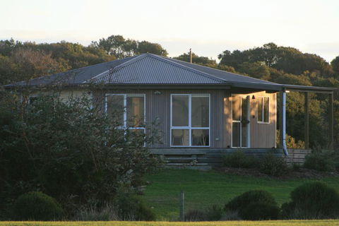 Driftwood Villas - Accommodation Sunshine Coast 2