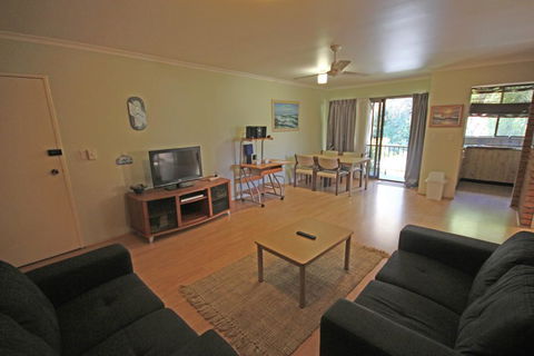Dunes Holiday Apartments Unit 21 - Accommodation Sunshine Coast 1