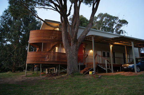 Eagles Nest - Accommodation Sunshine Coast 0