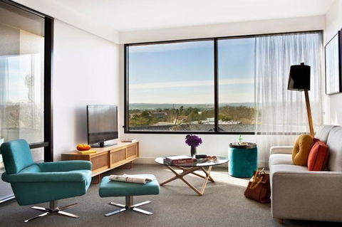East Hotel And Apartments - Accommodation Sunshine Coast 2