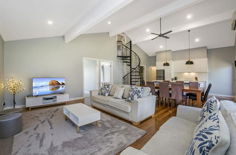 East Tempy - House Only - Accommodation Sunshine Coast 0