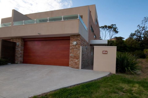 Eastern Beach - Accommodation Sunshine Coast 1