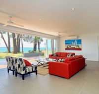 Ebb and Flow  Corlette - Accommodation Sunshine Coast