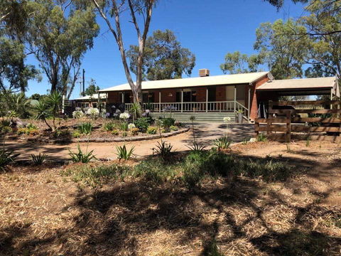 Echuca Retreat Holiday House - Accommodation Sunshine Coast 0