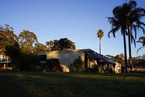 Eden Nimo Motel - Accommodation Sunshine Coast 1