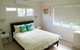 Edge Hill Clean & Green Cairns, 7 Minutes From The Airport, 7 Minutes To Cairns CBD & Reef Fleet Terminal - thumb 3