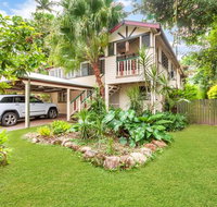 Edge Hill Holiday Home / Cairns - Accommodation Sunshine Coast