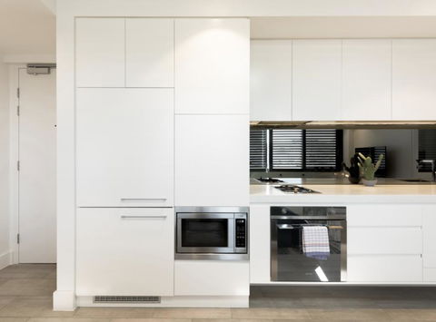 EIGHT TWO NINE TWO III: BONDI BEACH - Accommodation Sunshine Coast 1