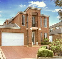 Elegant Glen House 4B5B ParkFront - Accommodation Sunshine Coast
