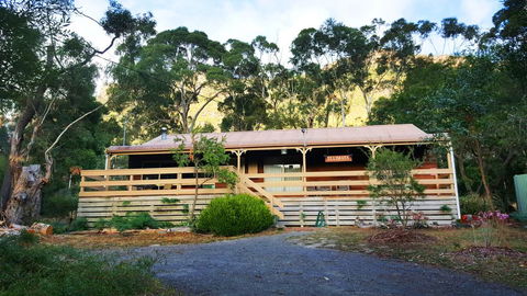Ellimata Holiday Cottage - Accommodation Sunshine Coast 0