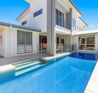 Elliston  Corporate Boardies. - Accommodation Sunshine Coast