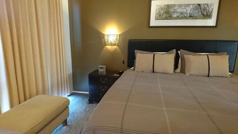 ELM Riverside Accommodation - Merrijig - Accommodation Sunshine Coast 3