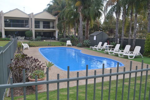 ELSINOR Townhouse 4 Mulwala - Accommodation Sunshine Coast 2