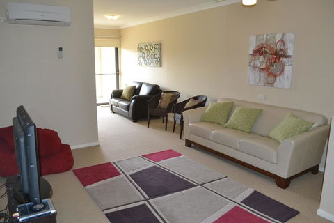 ELSINOR Townhouse 8 Mulwala - Accommodation Sunshine Coast 3