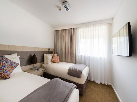 Emu Walk Apartments - Accommodation Sunshine Coast 2