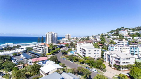 Endless Summer Resort - Accommodation Sunshine Coast 2
