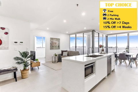 ESQ Astonishing 3BD Apartment 1 Min From Train Station - Accommodation Sunshine Coast 0