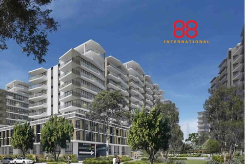 ESQ Astonishing 3BD Apartment 1 Min From Train Station - Accommodation Sunshine Coast 1