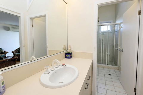 EUREKA - Accommodation Sunshine Coast 1