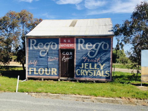 Eureka Hotel / Rainbow Brewery - Accommodation Sunshine Coast 2