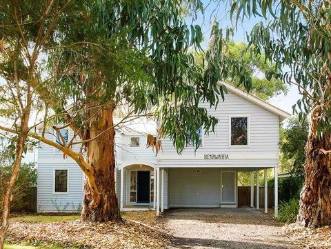 EVERGREEN BEACH HOUSE - Accommodation Sunshine Coast 0