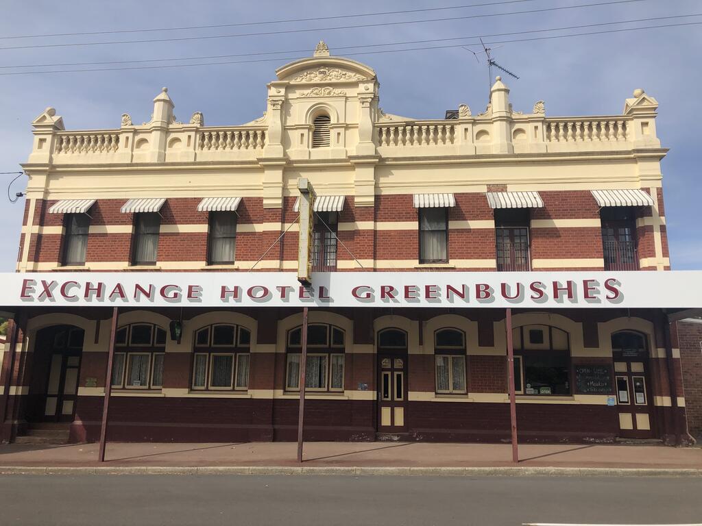 Greenbushes ACT Accommodation Sunshine Coast