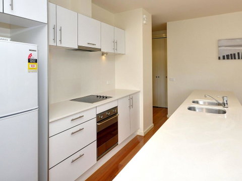 Executive Garden Apartment - Accommodation Sunshine Coast 1