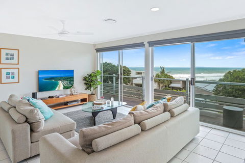 Expansive Ocean Views, Sunrise Beach - Accommodation Sunshine Coast 2