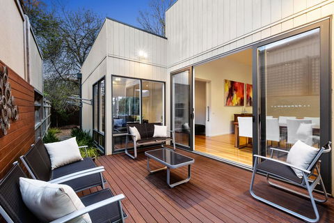 FAIRSEA RETREAT - RYE - Accommodation Sunshine Coast 3