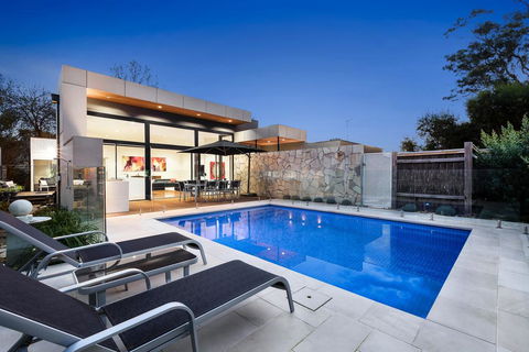 FAIRSEA RETREAT - RYE - Accommodation Sunshine Coast 0