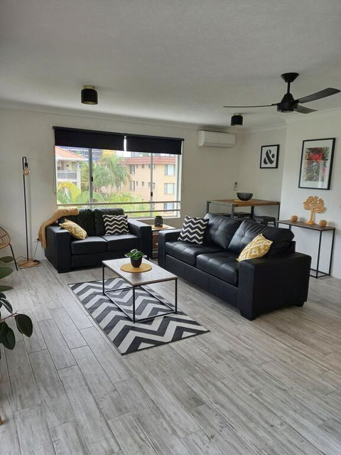 Family Oasis @ Broadbeach - Accommodation Sunshine Coast 3