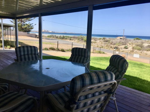 Family Tides - Accommodation Sunshine Coast 3
