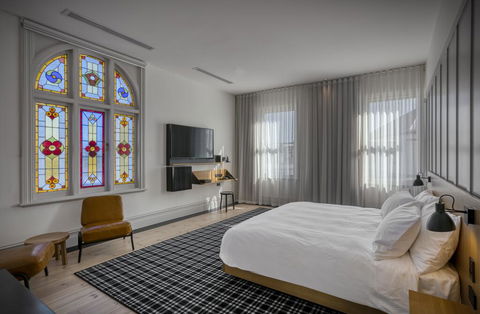 Farmers Home Hotel - Accommodation Sunshine Coast 3