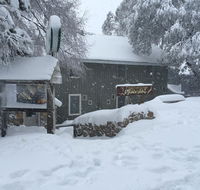 Feathertop Alpine Lodge - Accommodation Sunshine Coast