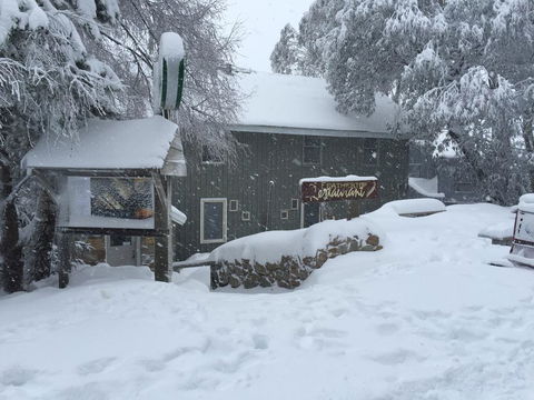 Feathertop Alpine Lodge - Accommodation Sunshine Coast 0