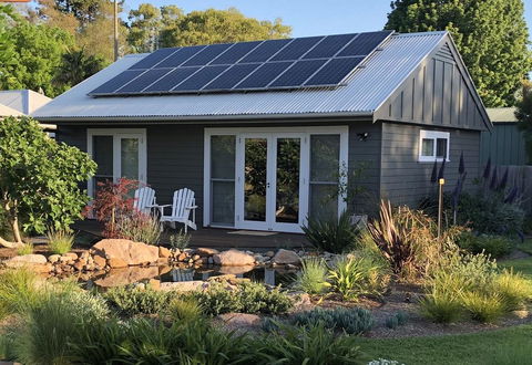 Fig Tree Cottage - Accommodation Sunshine Coast 0