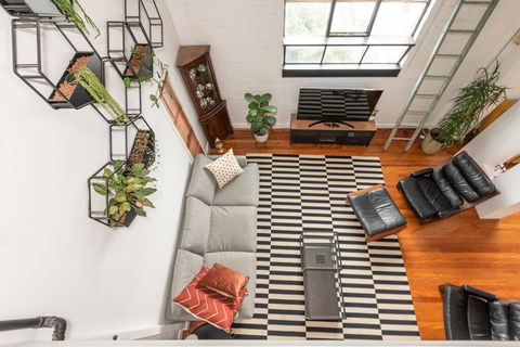 Fitzroy Converted Warehouse Penthouse - Accommodation Sunshine Coast 0