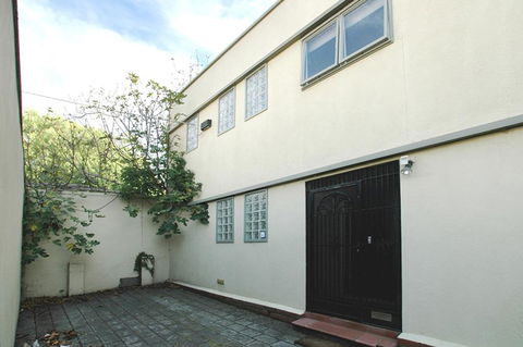 Fitzroy Spacious House - Accommodation Sunshine Coast 2