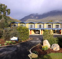 Five Clematis Views - Accommodation Sunshine Coast