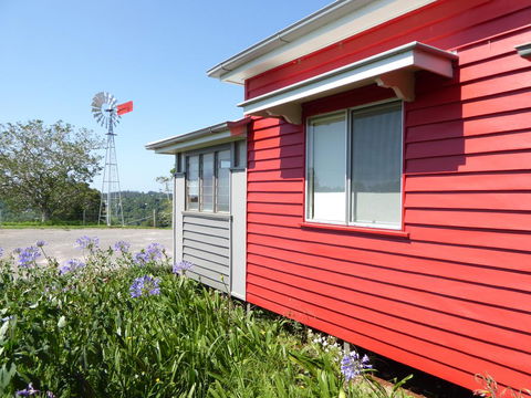 Flame Hill Vineyard - Accommodation Sunshine Coast 0