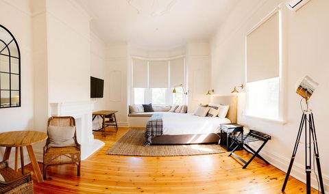 Flash Jacks Of Gundagai - Accommodation Sunshine Coast 1