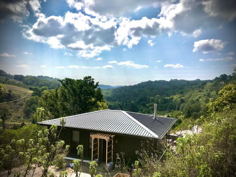 Fletchers Ridge Brand New Luxury Guest House - Accommodation Sunshine Coast 0