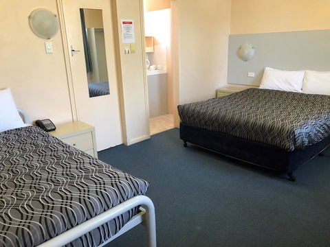 Flinders Motel - Accommodation Sunshine Coast 3