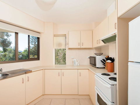 FLY POINT PANORAMA - Accommodation Sunshine Coast 2