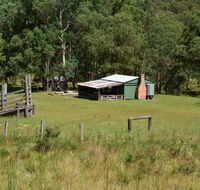 Four Bull Hut - Accommodation Sunshine Coast