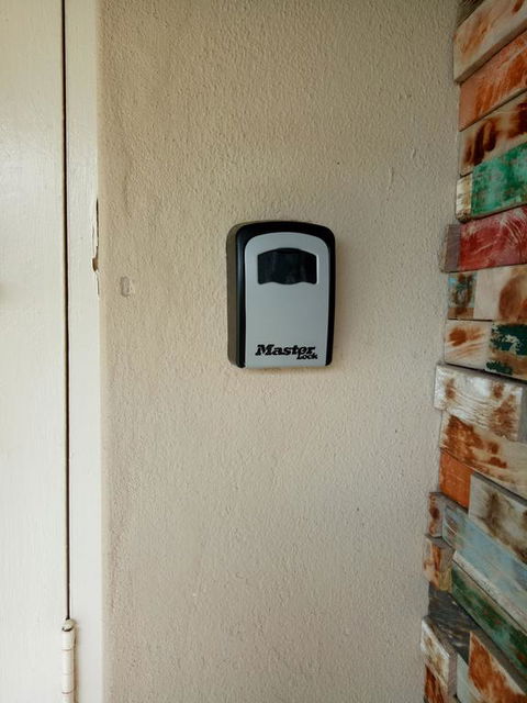 FUNKY COTTAGE - Accommodation Sunshine Coast 3