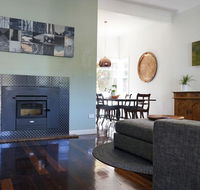 Gallery House Dwellingup - Accommodation Sunshine Coast