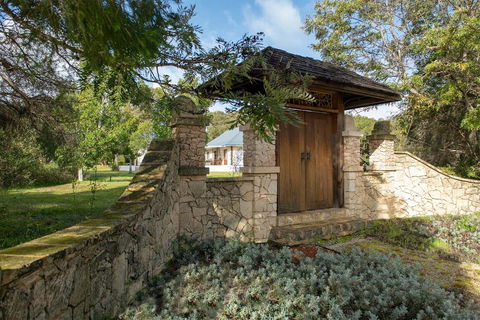Garden Pavilion - Art House Yallingup - Accommodation Sunshine Coast 0