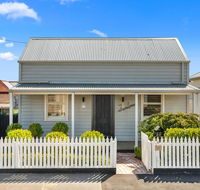 Geelong West Miner's Cottage - Accommodation Sunshine Coast